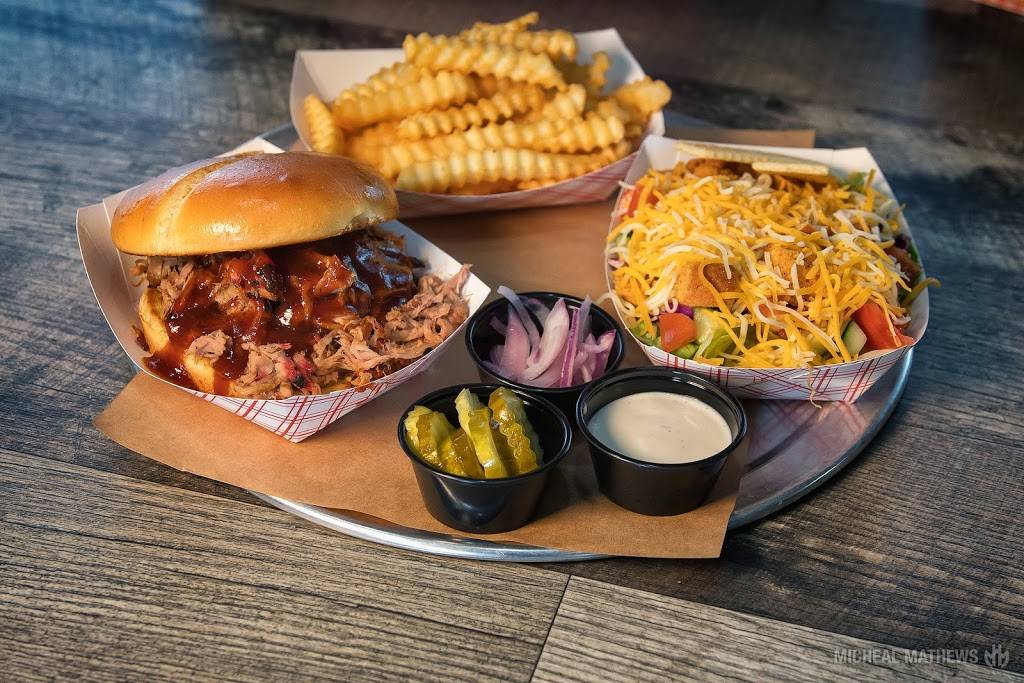 Hitz Bbq | restaurant | 1030 Cooper Dr, Berea, KY 40403, USA | 8597563236 OR +1 859-756-3236