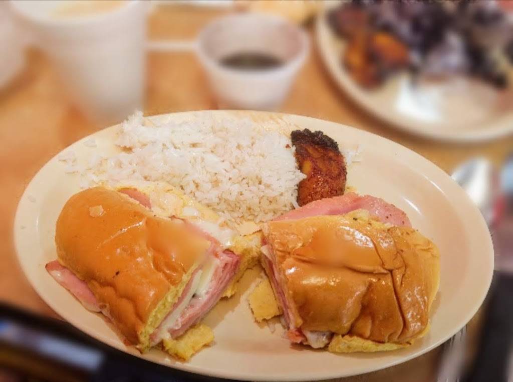 Cafe Tropical | restaurant | 307 E Sugarland Hwy, Clewiston, FL 33440, USA | 8639830049 OR +1 863-983-0049