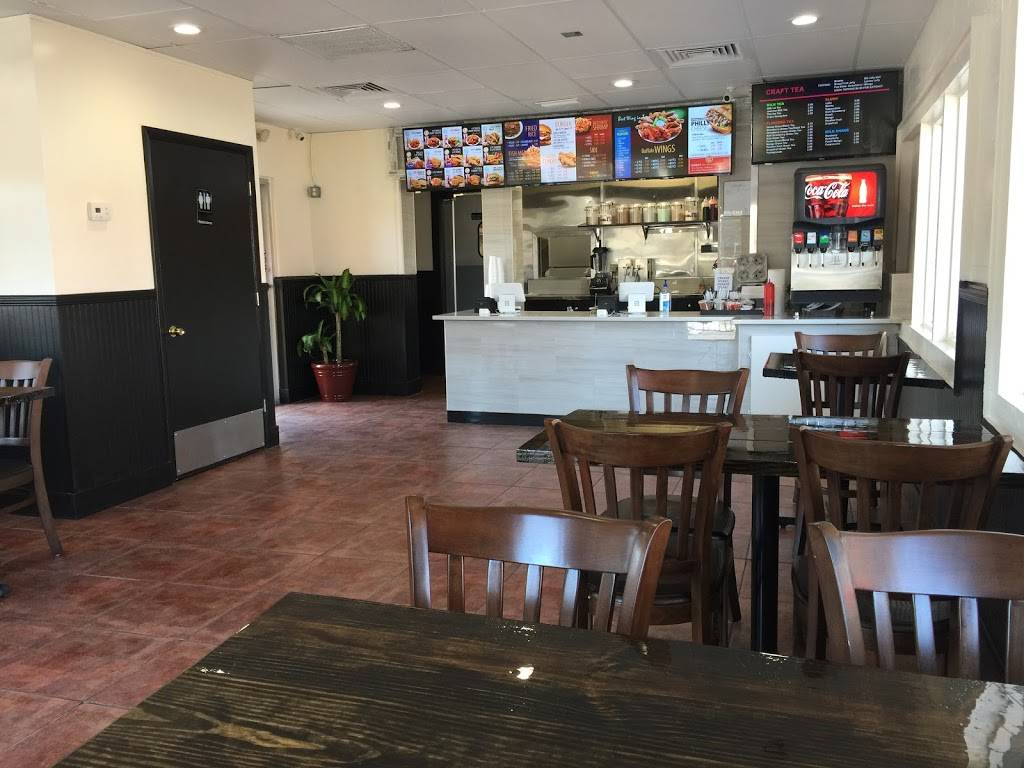 Craft Fry Wing | restaurant | 9402, 2224 E Fletcher Ave, Tampa, FL 33612, USA | 8133743233 OR +1 813-374-3233