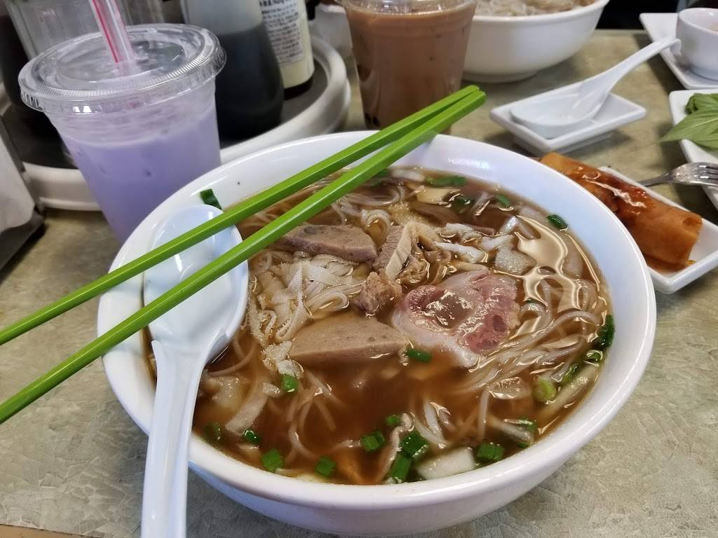 Pho 7 Vietnamese Restaurant | restaurant | 1100 Carver Rd, Modesto, CA 95350, USA | 2095719655 OR +1 209-571-9655
