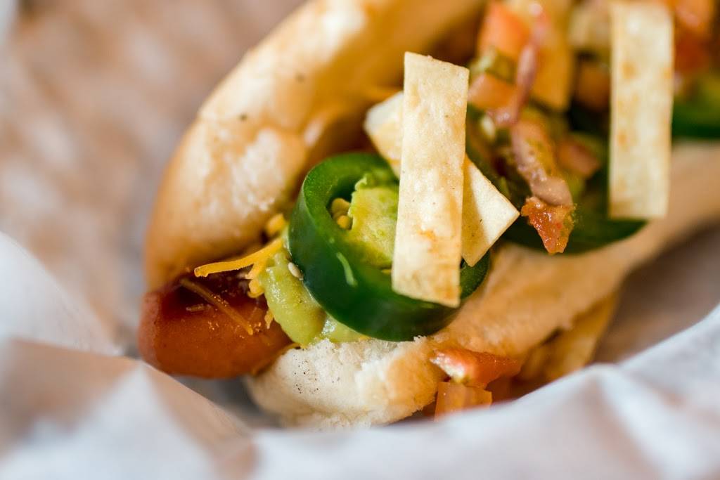 City Dogs | restaurant | 4851, 1309 W Main St, Richmond, VA 23220, USA | 8043593647 OR +1 804-359-3647