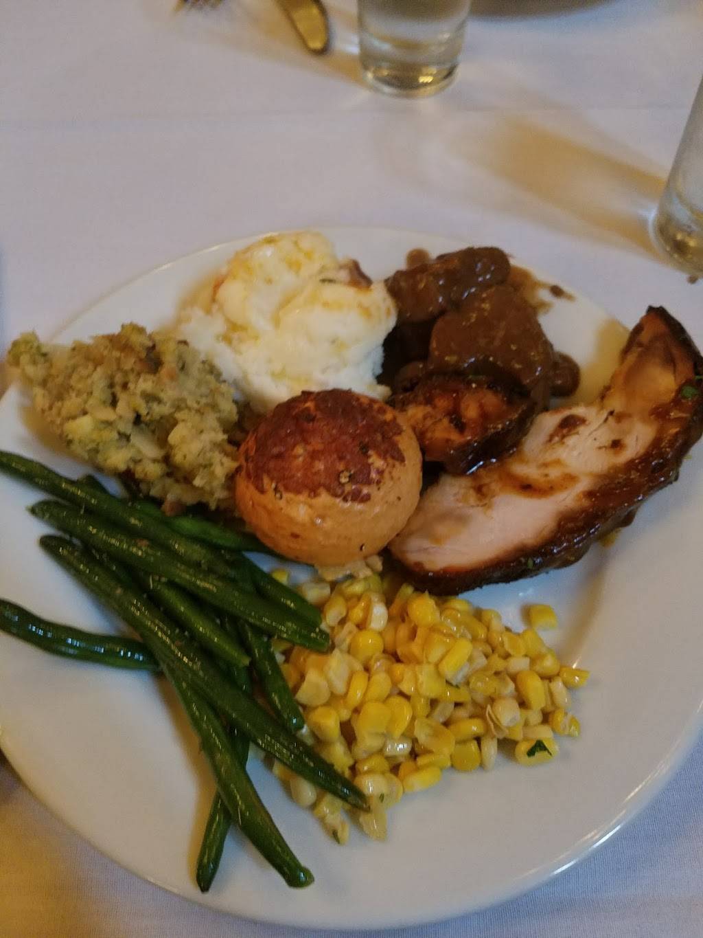 The Slinger House Pub & Grille | restaurant | 100 W Washington St, Slinger, WI 53086, USA | 2626448518 OR +1 262-644-8518