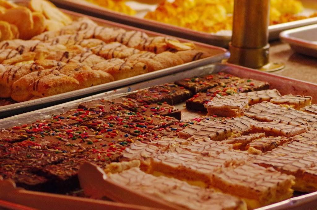 King Buffet | restaurant | 2418 Lincoln Hwy, Clinton, IA 52732, USA | 5632436888 OR +1 563-243-6888