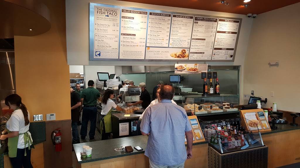 Rubios Coastal Grill | restaurant | 4359 Town Center Blvd #108, El Dorado Hills, CA 95762, USA | 9162937428 OR +1 916-293-7428