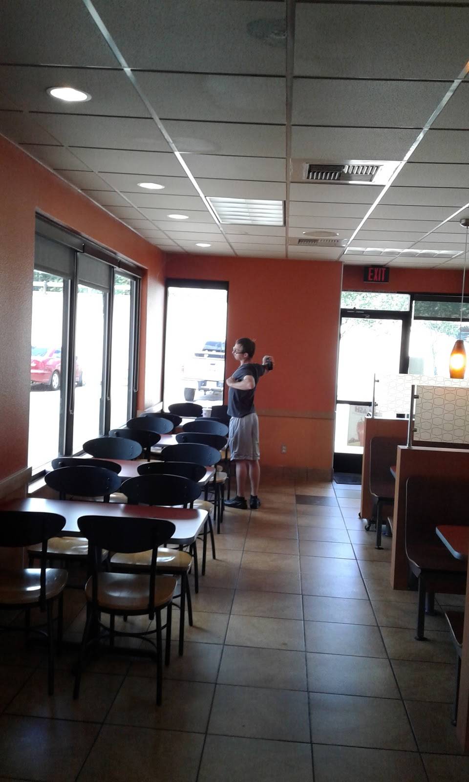 Jack in the Box | restaurant | 1902 E Denman Ave, Lufkin, TX 75901, USA | 9366342011 OR +1 936-634-2011