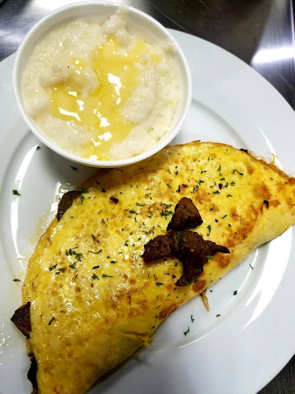 Martins Waffles and Wings | restaurant | 2361 Chestnut St, Orangeburg, SC 29115, USA | 8039375916 OR +1 803-937-5916