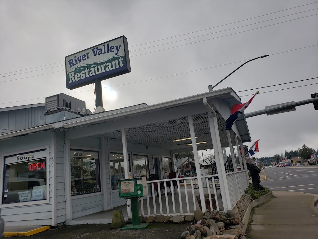 River Valley Restaurant | restaurant | 203 Redwood Hwy, Cave Junction, OR 97523, USA | 5415924128 OR +1 541-592-4128