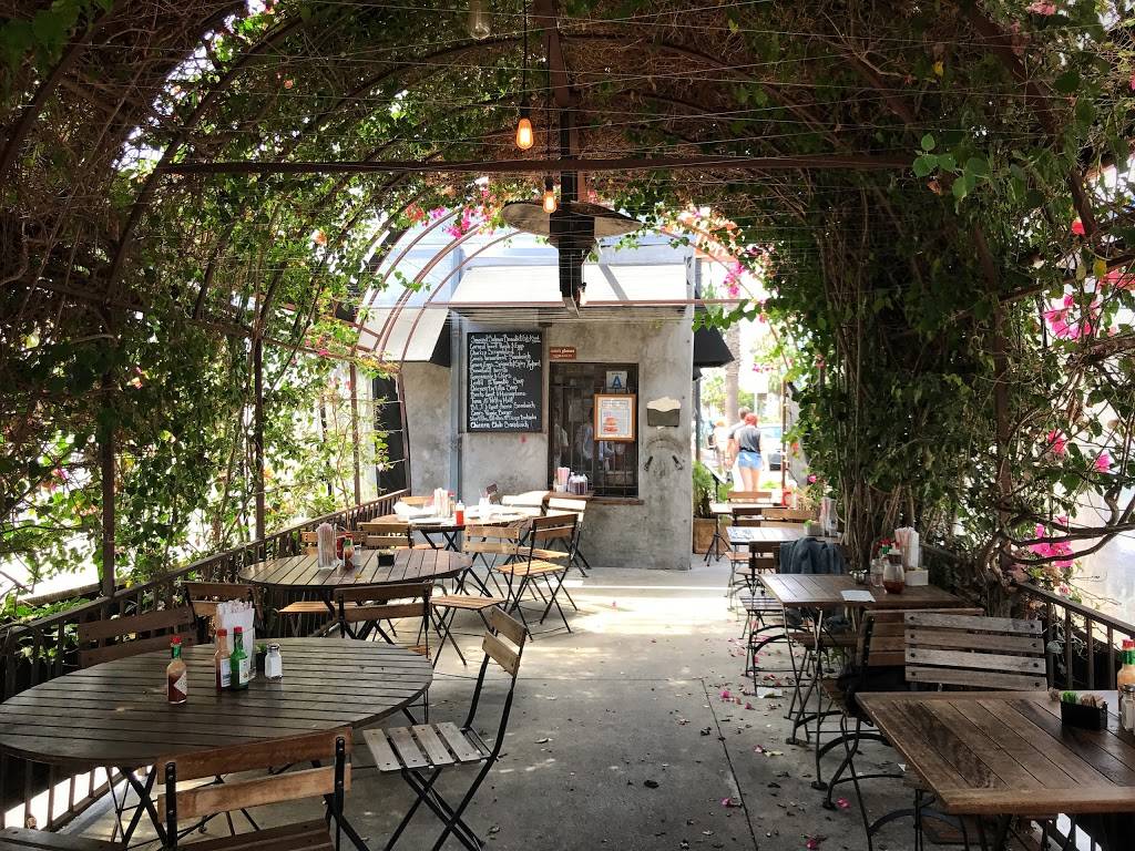 Coras Coffee Shoppe | cafe | 1802 Ocean Ave, Santa Monica, CA 90401, USA | 3104519562 OR +1 310-451-9562