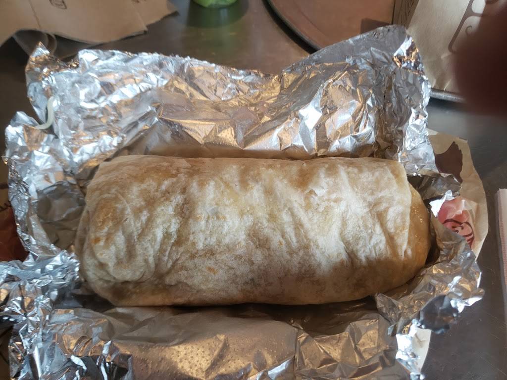 Chipotle Mexican Grill | restaurant | 1569 S Broadway, Edmond, OK 73013, USA | 4053416765 OR +1 405-341-6765