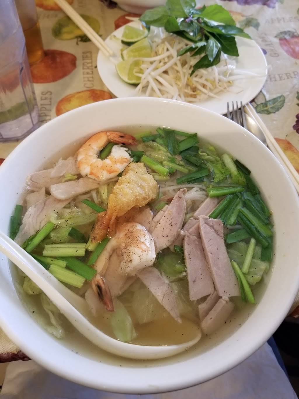 Trams Kitchen | restaurant | 4050 Penn Ave, Pittsburgh, PA 15224, USA | 4126822688 OR +1 412-682-2688