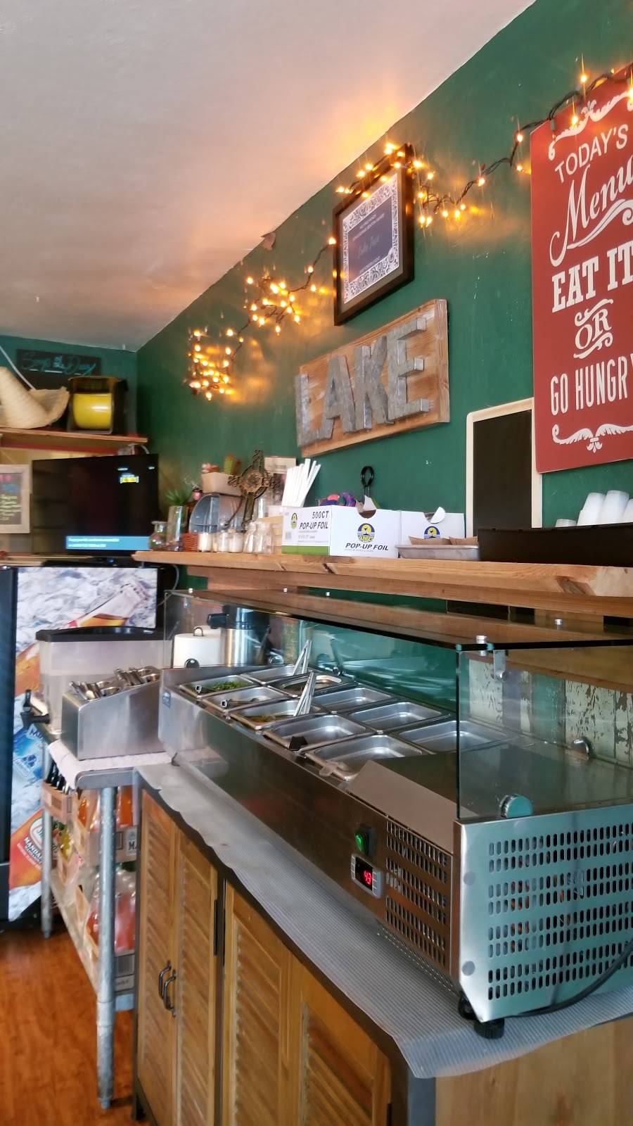 Lake Taco | restaurant | 1213 June St, Hood River, OR 97031, USA | 5413862276 OR +1 541-386-2276