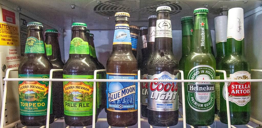 Chill Out Cafe | restaurant | 860 41st Ave, Santa Cruz, CA 95062, USA | 8314770543 OR +1 831-477-0543