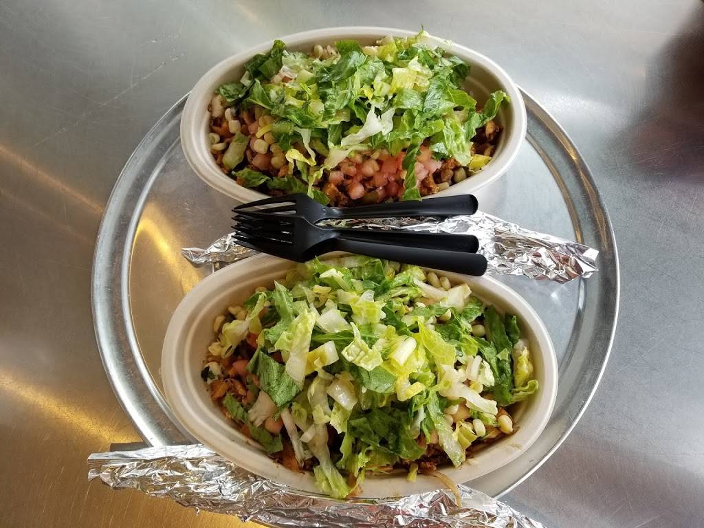 Chipotle Mexican Grill | restaurant | 11939 Grand Commons Ave, Fairfax, VA 22030, USA | 7032227344 OR +1 703-222-7344