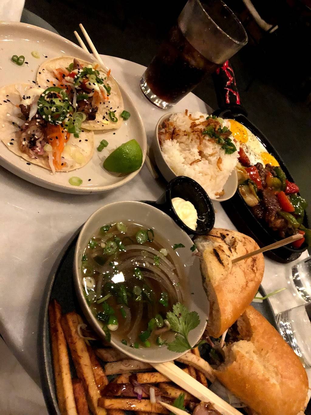 Saigon Alley Kitchen + Bar | restaurant | 1801 L St #70, Sacramento, CA 95811, USA | 9167586934 OR +1 916-758-6934