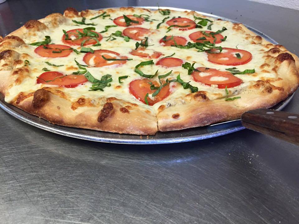 Fams Brewing Co. | restaurant | 1291 Folly Rd, Charleston, SC 29412, USA | 8432254646 OR +1 843-225-4646