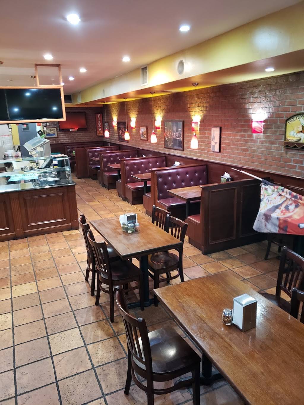 Mia Pizzeria | restaurant | 2136 Williamsbridge Rd, Bronx, NY 10461, USA | 7189753800 OR +1 718-975-3800