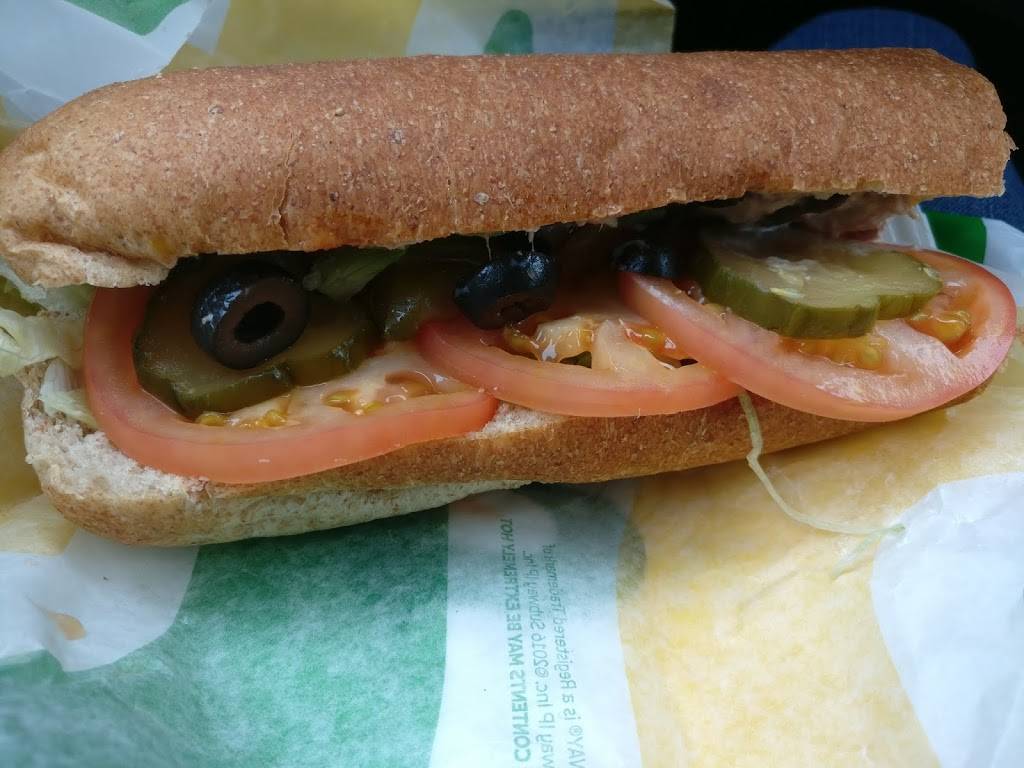 Subway | meal takeaway | 270 E Hwy 246 Unit 103, Buellton, CA 93427, USA | 8056881406 OR +1 805-688-1406