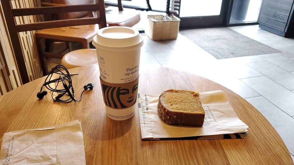 Starbucks | cafe | 7550 N May Ave, Oklahoma City, OK 73116, USA | 4058423655 OR +1 405-842-3655