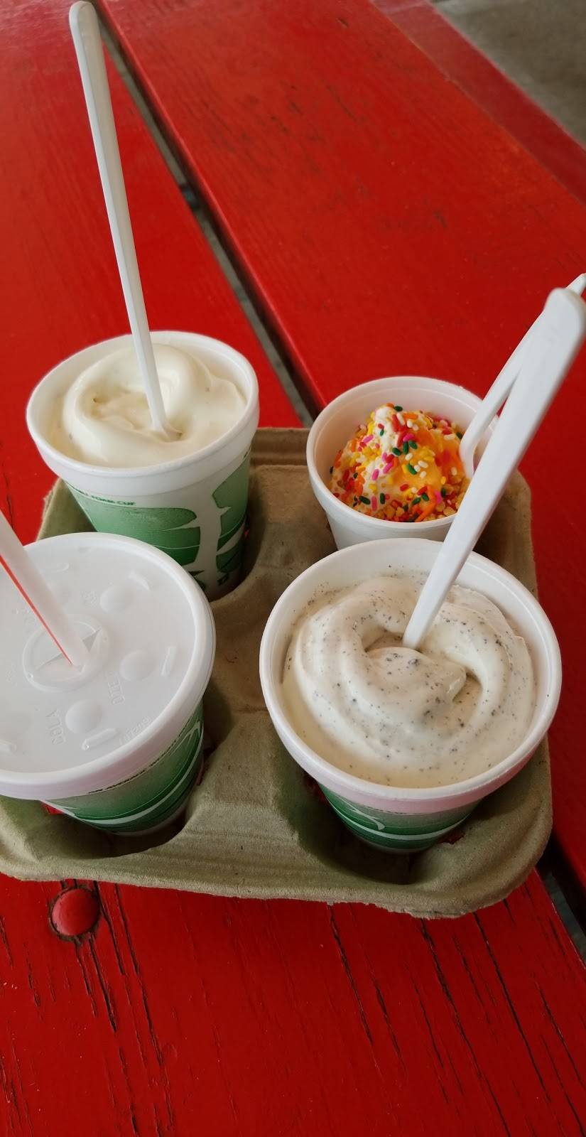 Dairy Depot | restaurant | N Sandusky St, Delaware, OH 43015, USA | 7403635297 OR +1 740-363-5297