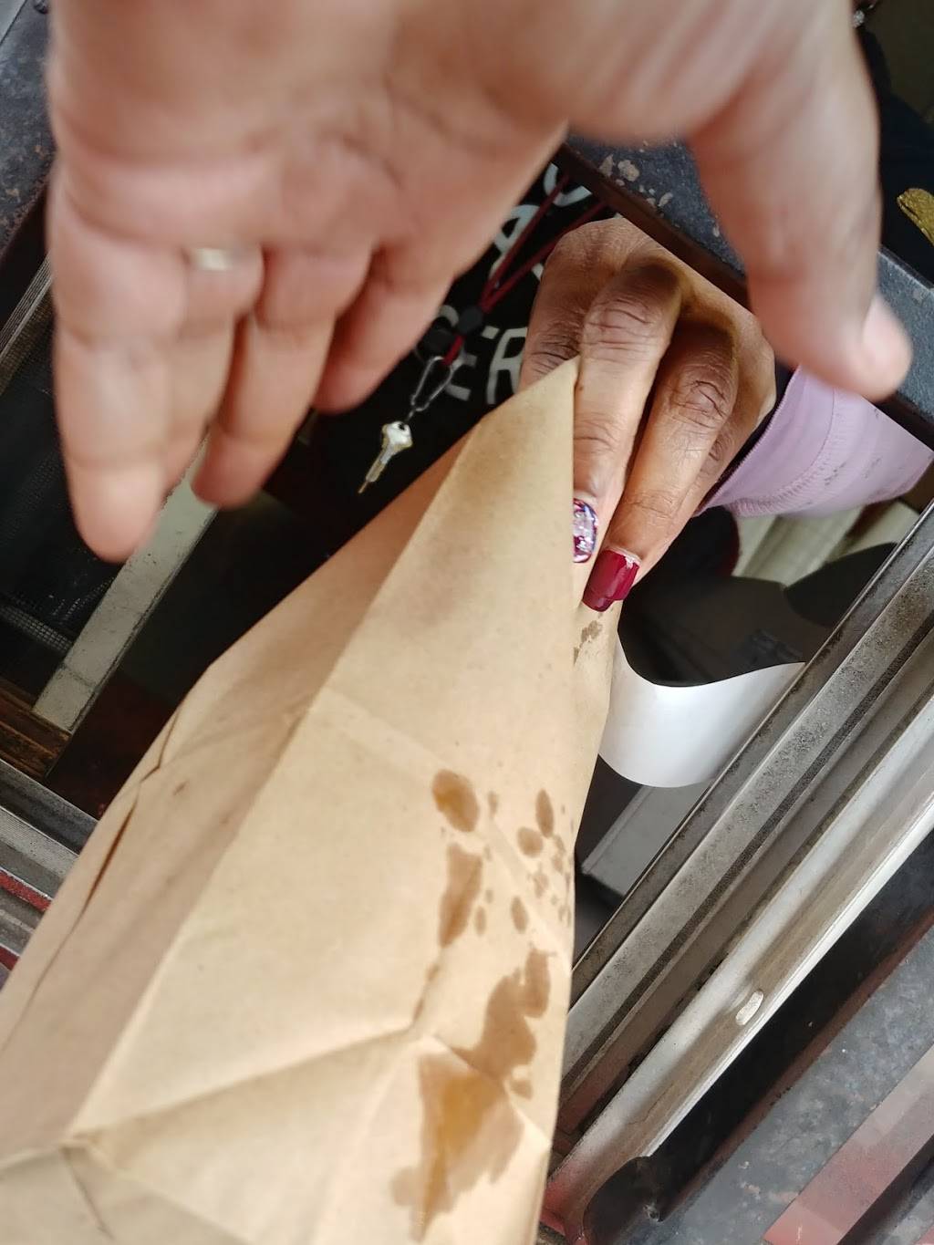 Lot A Burger | restaurant | 2260 S 3rd St, Memphis, TN 38109, USA | 9019462001 OR +1 901-946-2001