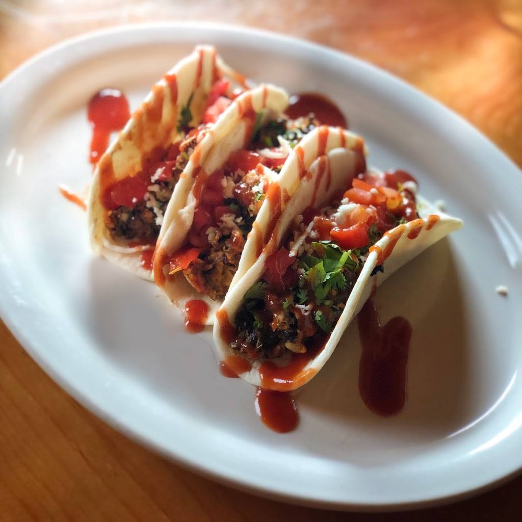 Creekside Grill & Pub | restaurant | W5450 Keil Coulee Rd, La Crosse, WI 54601, USA | 6088816525 OR +1 608-881-6525