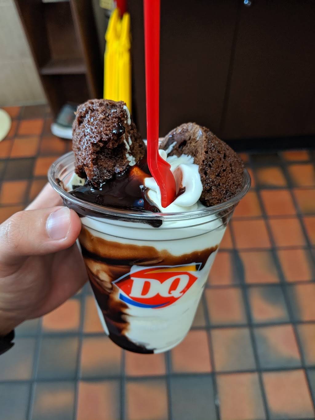 Dairy Queen Grill & Chill | restaurant | 50 Westmount Rd N, Waterloo, ON N2L 2R5, Canada | 5197472424 OR +1 519-747-2424