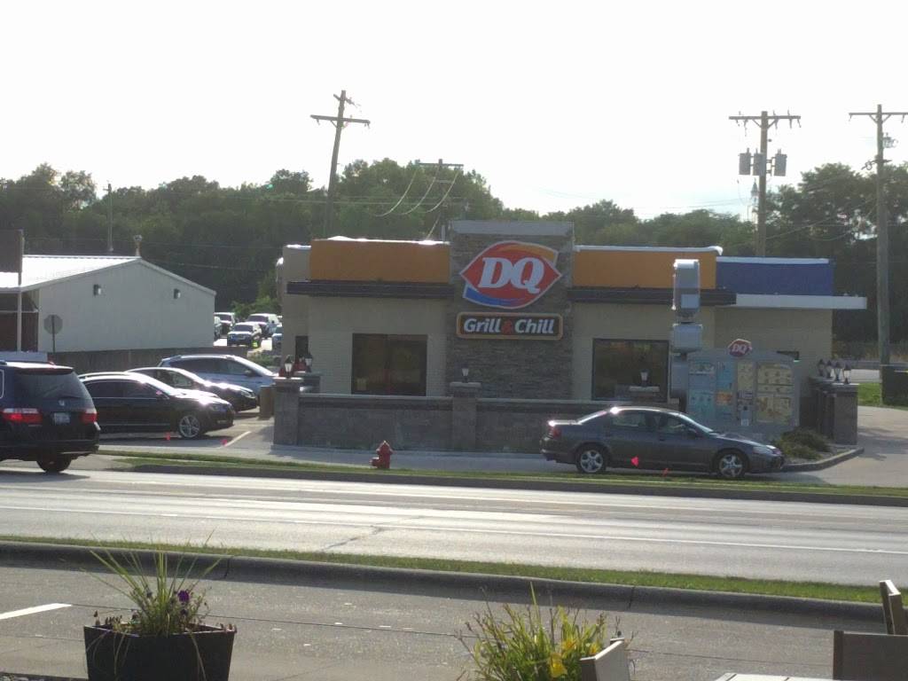 Dairy Queen Grill & Chill | restaurant | 1023 S Oakwood Ave, Geneseo, IL 61254, USA | 3099446482 OR +1 309-944-6482