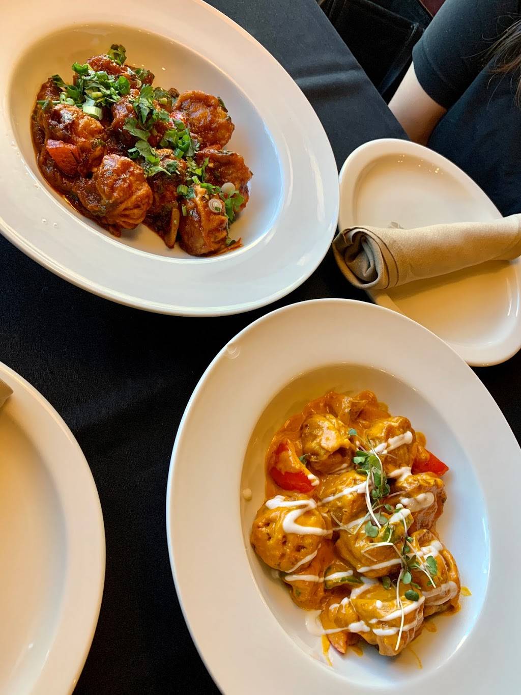 Sherpa Kitchen | restaurant | 1533 W Elliot Rd #101, Gilbert, AZ 85233, USA | 4806871187 OR +1 480-687-1187