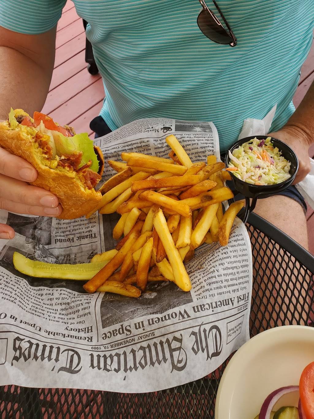 Two Tire Tavern | restaurant | 8735 N Main St, Helen, GA 30545, USA | 7068781002 OR +1 706-878-1002