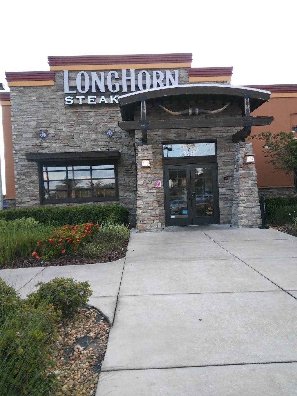 LongHorn Steakhouse | meal takeaway | 3392 US Hwy 98 N, Lakeland, FL 33809, USA | 8638597817 OR +1 863-859-7817