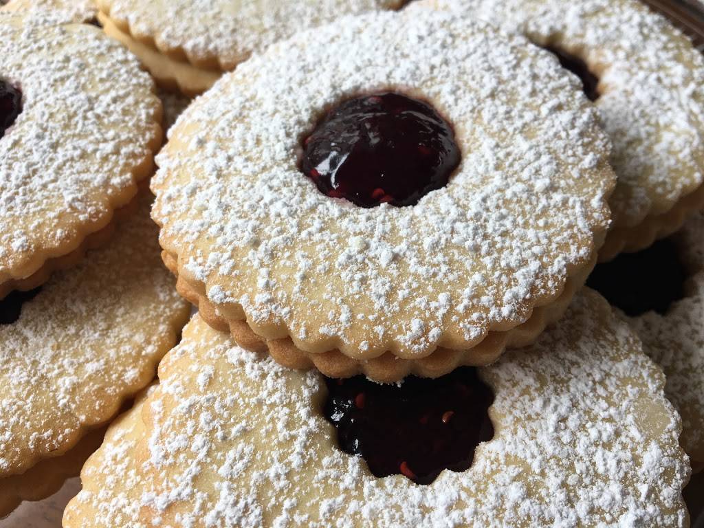 Bites of Europe | restaurant | 1306 Hillsboro Blvd, Manchester, TN 37355, USA | 9319541300 OR +1 931-954-1300