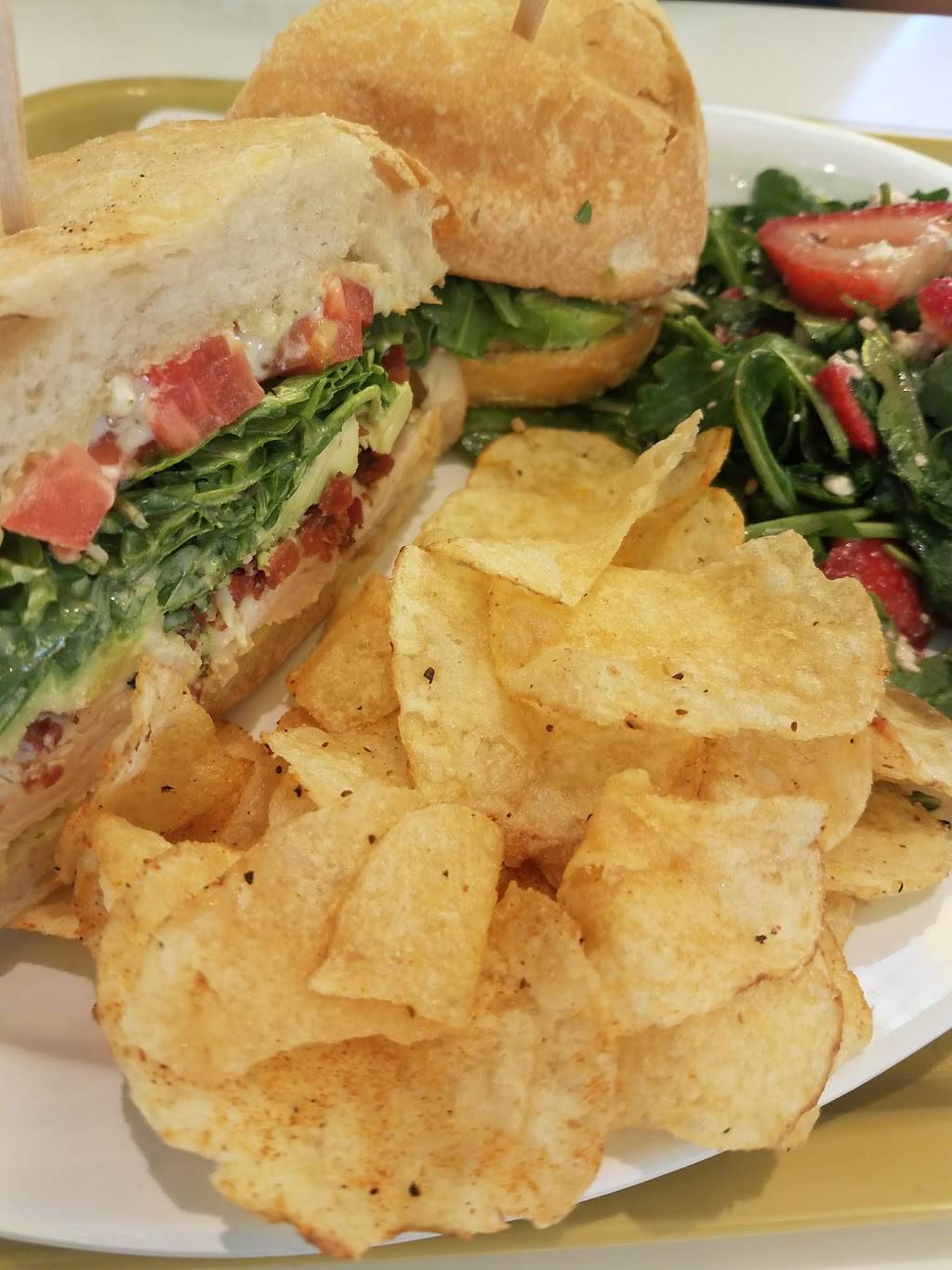 Lemonade - Westlake | restaurant | 100 Promenade Way Suite A, Westlake Village, CA 91362, USA | 8057789100 OR +1 805-778-9100