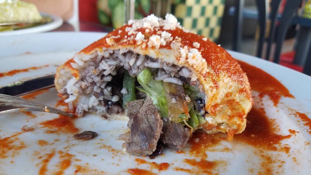 Guakamoles | restaurant | 1281 Plaza Cir, West Palm Beach, FL 33404, USA | 5617999355 OR +1 561-799-9355