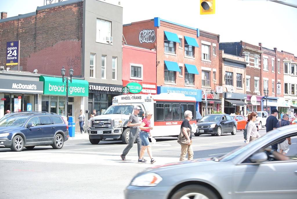 Pizzaiolo Gourmet Pizza | restaurant | 110 Danforth Ave, Toronto, ON M4K 1N1, Canada | 4167781000 OR +1 416-778-1000