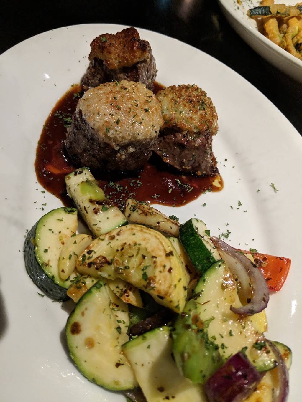 Johnnys Italian Steakhouse | restaurant | 12080 S Strang Line Rd, Olathe, KS 66062, USA | 9138152323 OR +1 913-815-2323