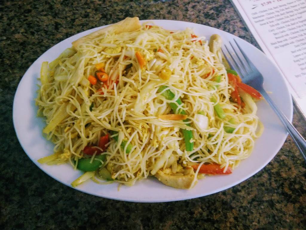 Asian Wok n Roll | restaurant | 2909 Derry Rd E, Mississauga, ON L4T 1A6, Canada | 9056718997 OR +1 905-671-8997