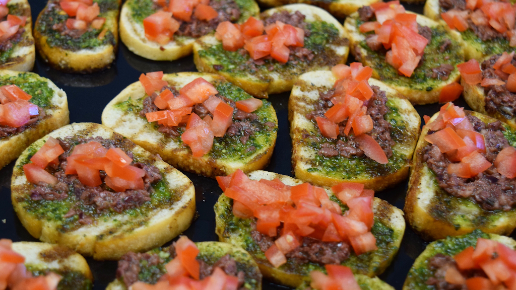 La Cantine | restaurant | 3250 N Tenaya Way #104, Las Vegas, NV 89129, USA | 7027497400 OR +1 702-749-7400