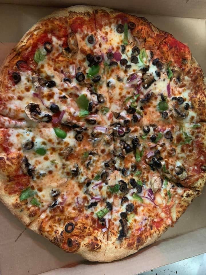 Francescos Pizzeria | restaurant | 18 Water St, Danvers, MA 01923, USA | 9787748442 OR +1 978-774-8442