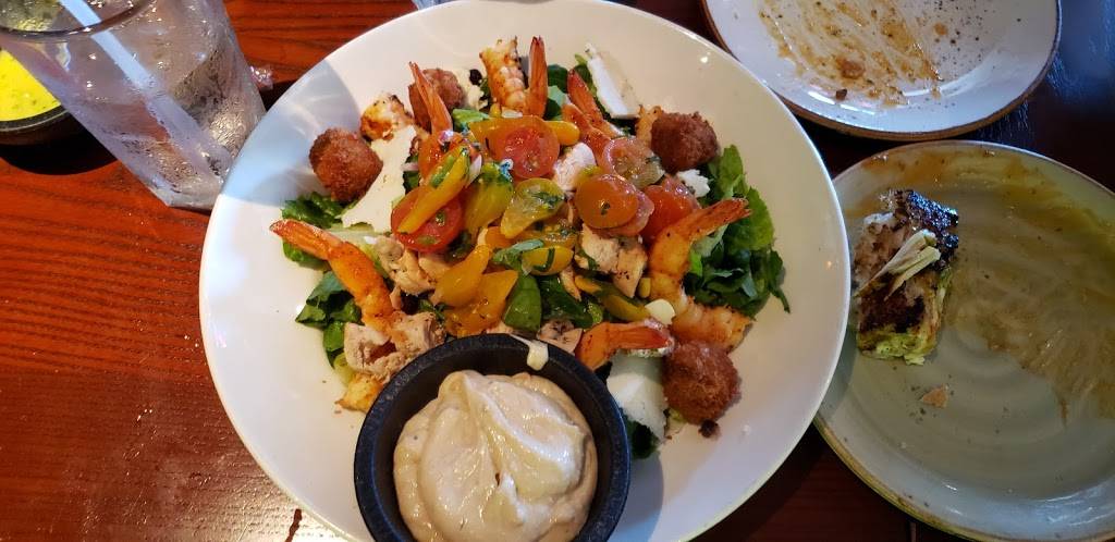 Cadillac Bar | restaurant | 1802 Shepherd Dr, Houston, TX 77007, USA | 7138622020 OR +1 713-862-2020