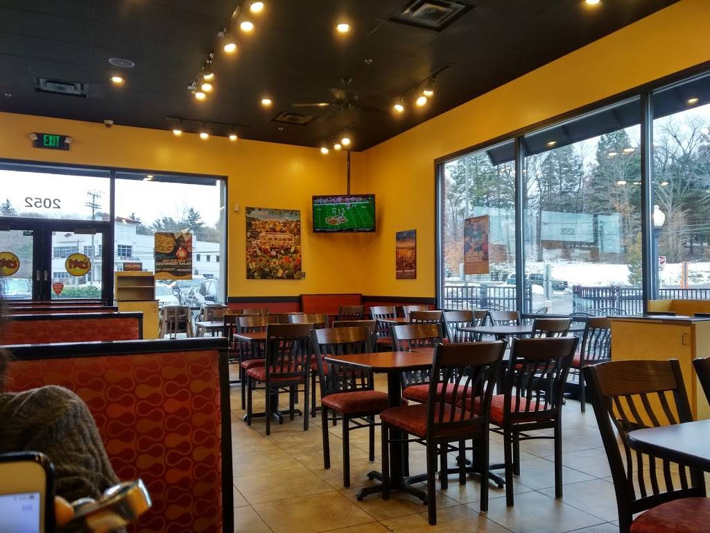 Moes Southwest Grill | restaurant | 2052 Edinboro Rd, Erie, PA 16509, USA | 8148682121 OR +1 814-868-2121