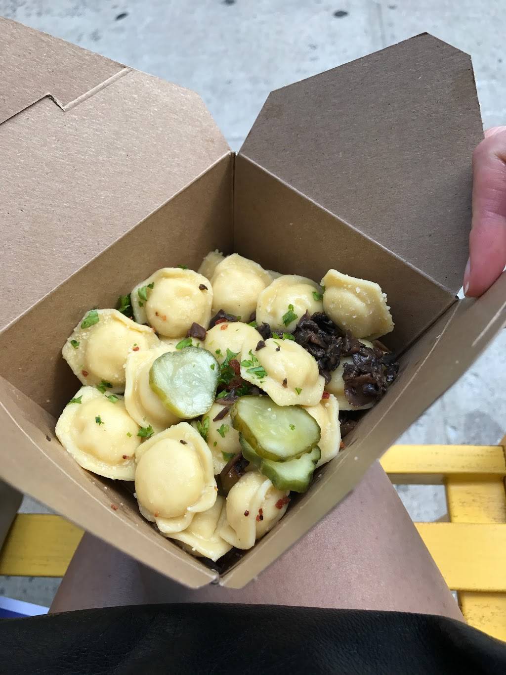 Ludas Dumplings | restaurant | 3371 Shore Pkwy, Brooklyn, NY 11235, USA | 3475660604 OR +1 347-566-0604