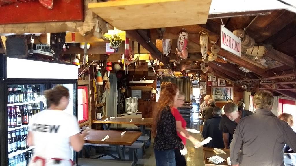 Nunans Lobster Hut | restaurant | 9 Mills Rd #5706, Kennebunkport, ME 04046, USA | 2079674362 OR +1 207-967-4362