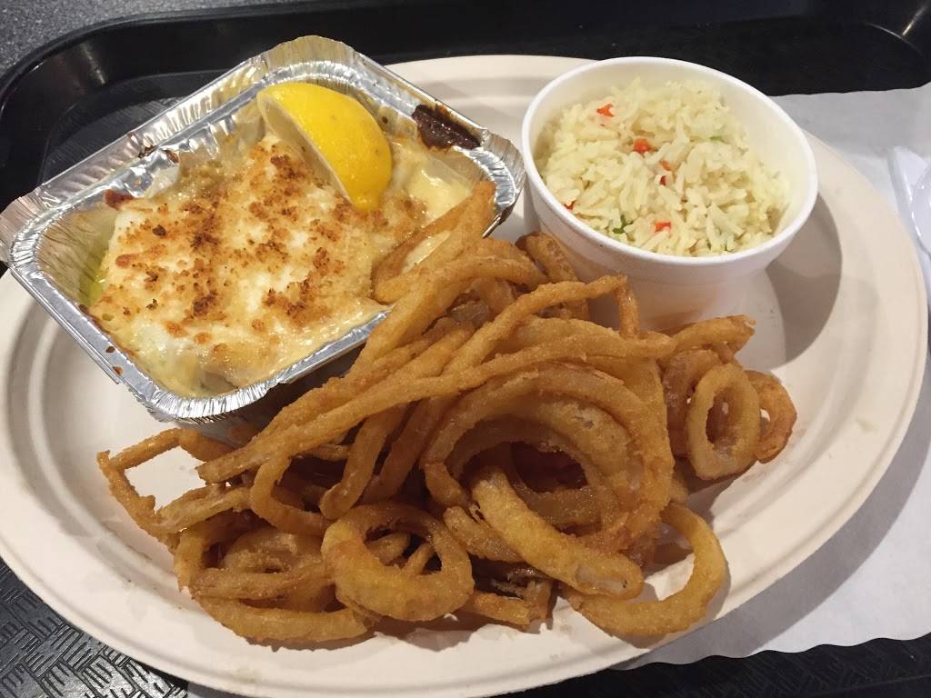 Scales Seafood & Ice Cream | restaurant | 45 River St, Millbury, MA 01527, USA | 5088653377 OR +1 508-865-3377