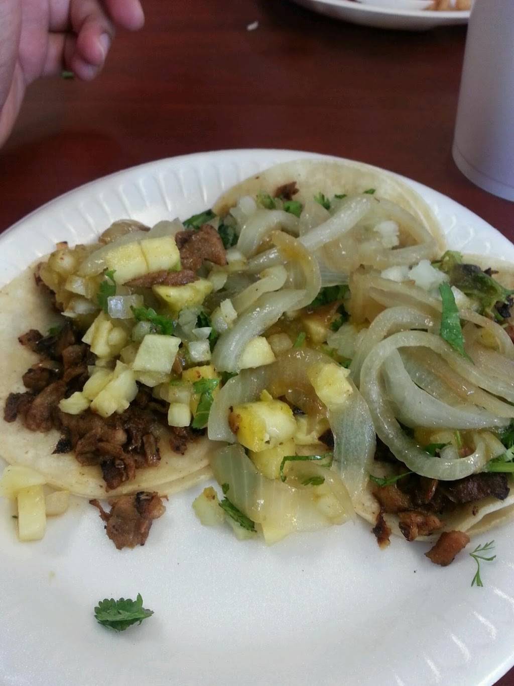 El Faro Taco | restaurant | 13261 Maclay St, San Fernando, CA 91340, USA | 8183613202 OR +1 818-361-3202