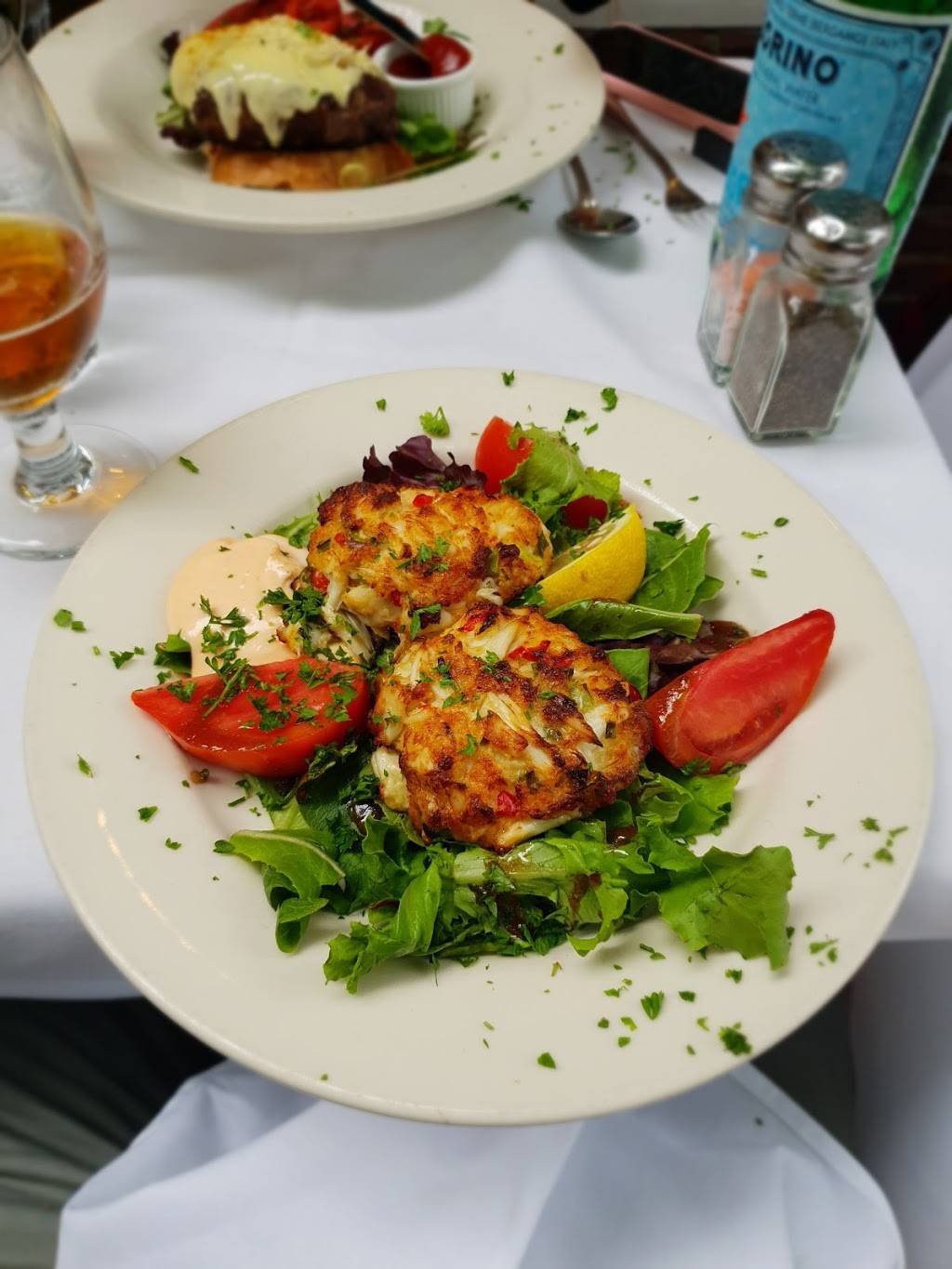 Silvers | restaurant | 15 Main St, Southampton, NY 11968, USA | 6312836443 OR +1 631-283-6443