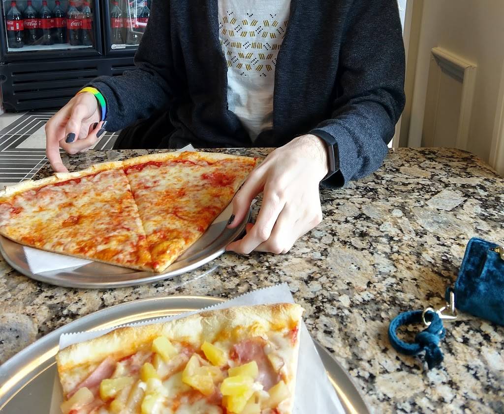 Mike and Joes Brick Oven Pizza and Italian Restaurant | restaurant | 64 Creek Rd, Poughkeepsie, NY 12601, USA | 8454543400 OR +1 845-454-3400