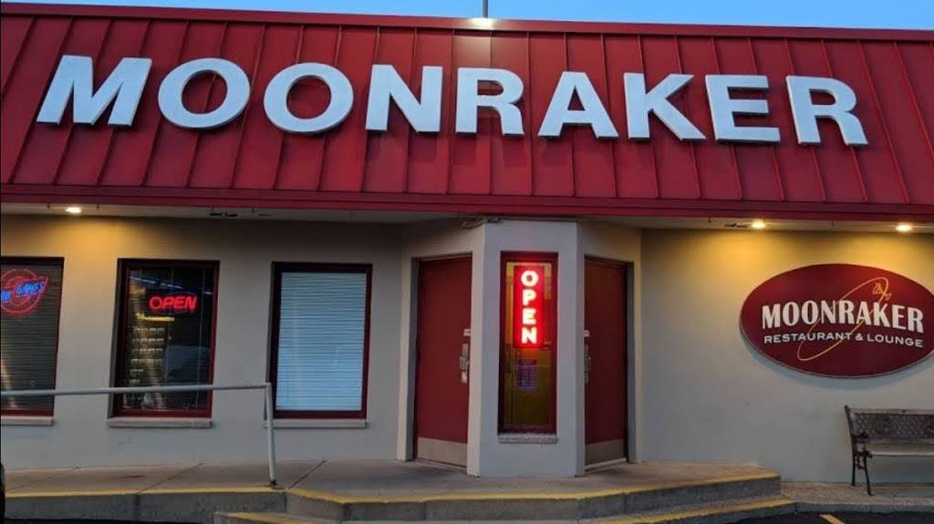 Moonraker Restaurant & Lounge | restaurant | 14490 Beadle Lake Road, (I-94, Exit 100), Battle Creek, MI 49014, USA | 2699627779 OR +1 269-962-7779