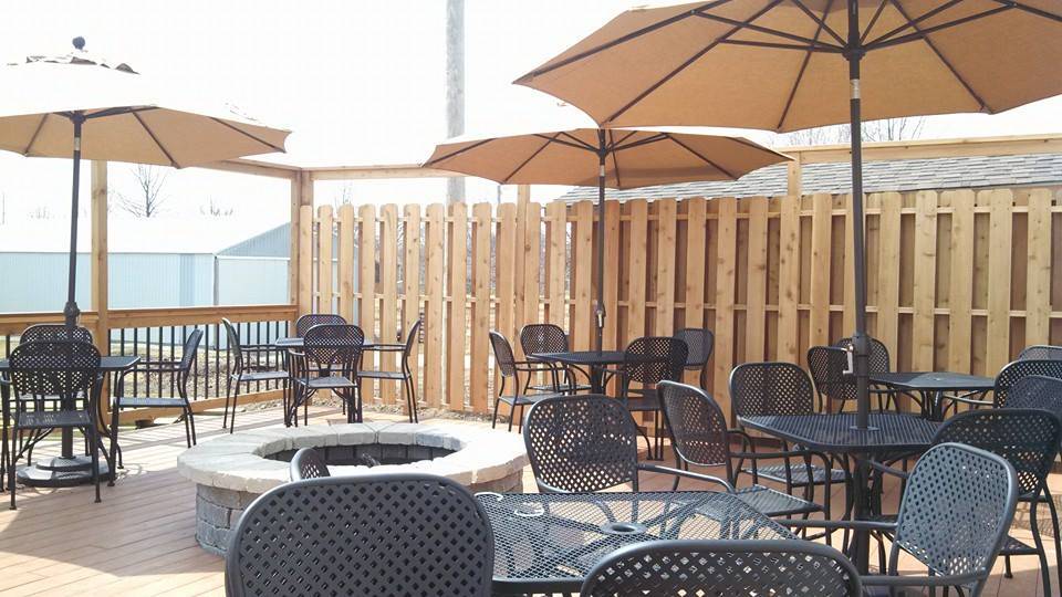 Throttle Down Sports Bar & Grill | restaurant | 607 E Marengo Rd, Tiffin, IA 52340, USA | 3195452669 OR +1 319-545-2669