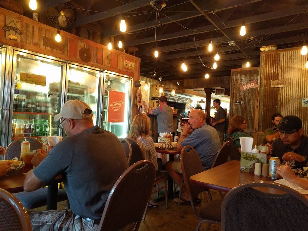 Rusted Silo Southern BBQ & Brew House | restaurant | 411 N State St, Lizton, IN 46149, USA | 3179946145 OR +1 317-994-6145