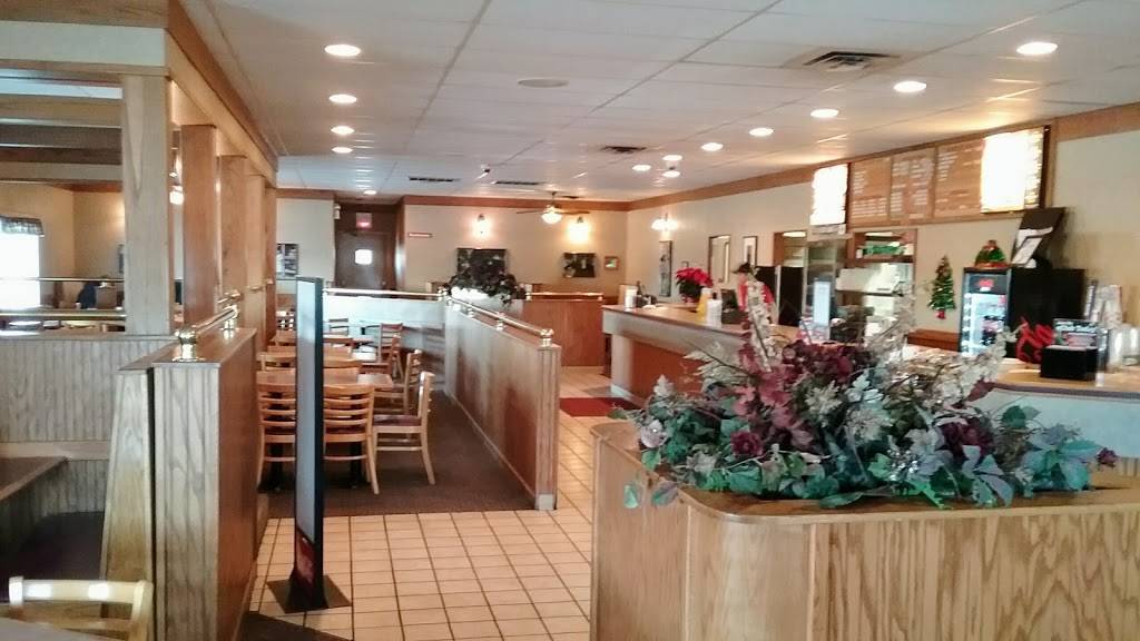 Godfathers Pizza | meal delivery | 1703 4th St SE, Mason City, IA 50401, USA | 6414245133 OR +1 641-424-5133